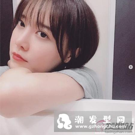 女生空灵系男孩风短发 耳下1公分美到仙气爆棚！