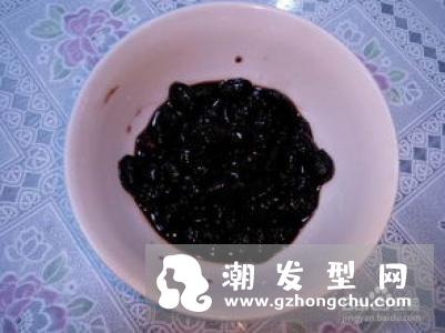 醋泡黑豆治白头发吗 方法是怎样的