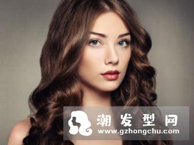 染烫后的头发如何护理 护发小技巧让秀发重焕光泽