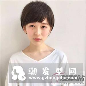 女生帅气露耳短发发型 日系露耳短发超显气质