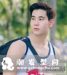 圆脸男生适合什么发型 阳光又帅气的圆脸男生发型