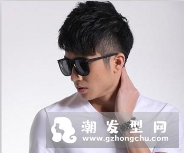 发质硬的男生适合发型 利落清爽争做酷炫男人