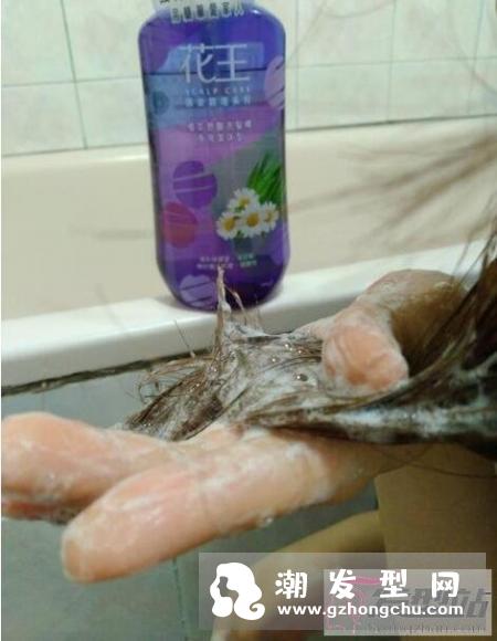 花王植萃弱酸洗发水长效洁味型怎么样 性价比不高？看看评测怎么说