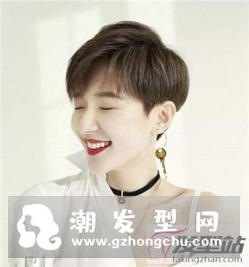 露耳朵的短发发型女 清爽干练超有御姐范