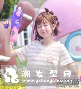短发自己可以扎的发型 简约扎发秒变妙龄少女