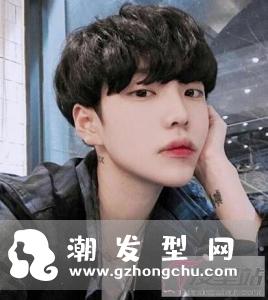 高中生男生发型及名称 清新减龄释放青春魅力