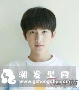 男生蘑菇头发型 软萌中不乏帅气