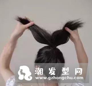 直发丸子头扎法步骤图解