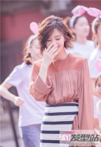 女生短发卷发型 女神范人鱼卷美到爆表