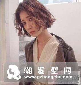 短发凌乱卷怎么打理好看 动态美才是短发该有的样子