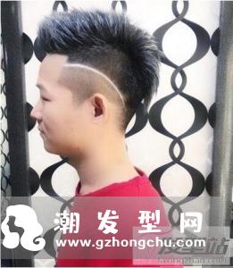 男生短发2019潮流发型 吸睛酷炫打造时尚潮男