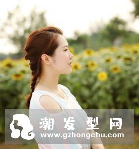 欧阳娜娜长发发型图片 彰显青春活力