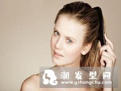 发际线前面脱发怎么办 超强“发际线整形”技巧发量暴增还超自然！