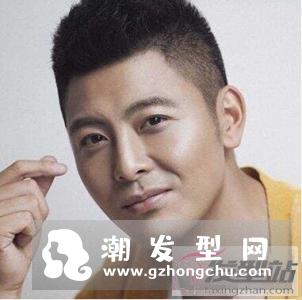 适合男生的无刘海短发发型