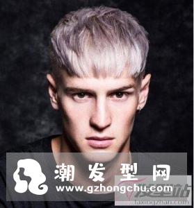 男士碎盖头发型 让帅气和时髦都兼备
