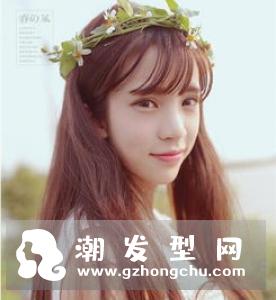 王诗晴发型图片 一头长发好冷艳