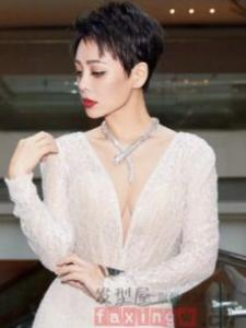 女生超短发帅气发型 酷炫潇洒显个性魅力