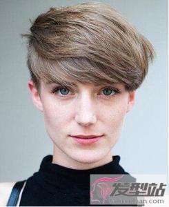女生斜庞克发型怎么做好看 干练冷艳比男生还帅三分
