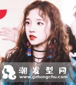 睡不醒发型头发是多长 如何打造出空气感