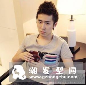 男生火箭头发型推荐 帅气吸睛制造高回头率