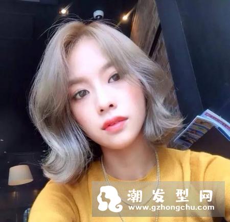 黑紫色头发在阳光下的颜色 会掉色吗