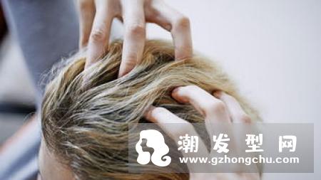日常护发四个注意事项 这些小习惯可以让你秀发更健康