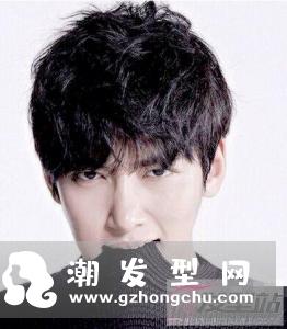 烫发发型男 流行烫发尽显独特男人味