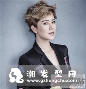 超短发怎么烫好看 清爽利落比男生还帅