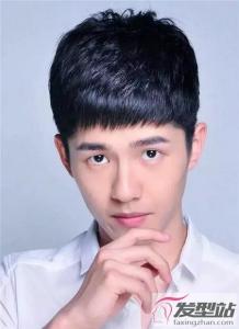 韩式男生流行发型 自然感刘海vs中分刘海