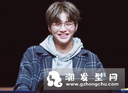 四款帅哥发型模板 是时候换一款新发型了