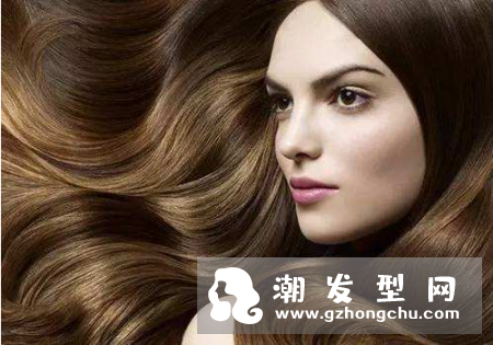 拉直头发有味道怎么办 和柔顺有什么区别