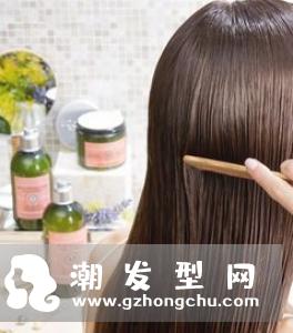 怎么样让秀发柔顺有型 这些简单的护发小技巧来帮忙