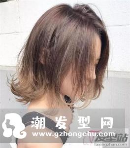 齐肩短发烫什么卷好看 中短发发尾外翘烫卷最时尚