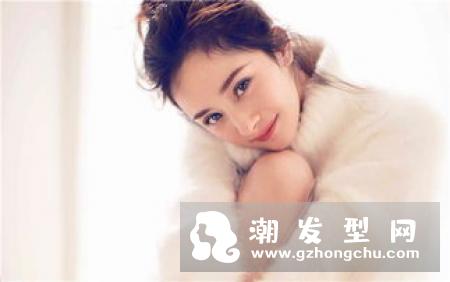 左右双丸子头这么扎好看 萌萌哒展现双重可爱