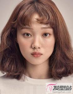 短发怎么梳简单好看？令短发更有气质小技巧！