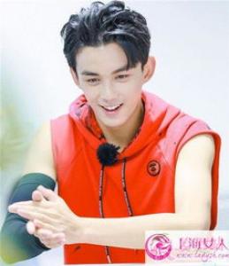 烫发发型男 流行烫发尽显独特男人味