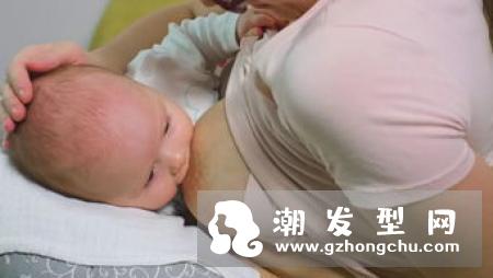 坐月子真不能洗头吗 产后多久可以洗头？