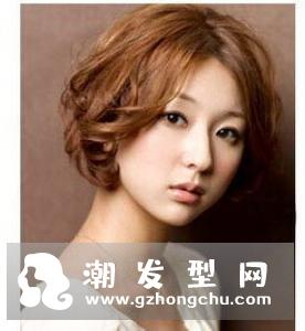 女生短发梳什么发型好看 只要花心思短发也可以很有女人味、很女神！