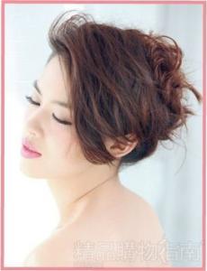 如何度过短发尴尬期 半长不短发型也能时髦