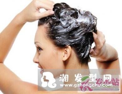 头发刚洗完就出油怎么办 这5个方解决头发出油烦恼
