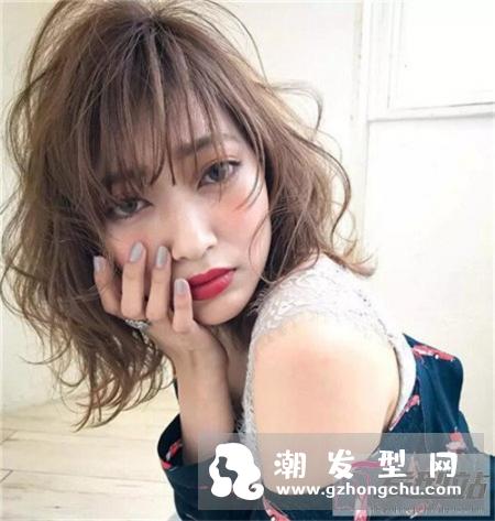 减龄齐肩凌乱卷 今年短卷发就盘它