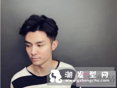 男生韩版卷发发型 帅气造型绝对是少女杀手
