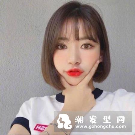 当下流行的短发发型 染什么颜色好看