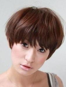 女生超短发帅气发型正当流行 给你超越性别的帅气