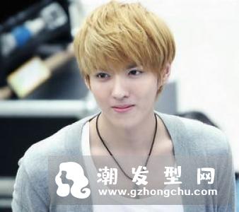 脸比较瘦的男生剪什么发型 首选韩式男发帅气吸睛