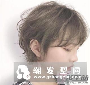 好看学生头短发发型 剪了短发后从此长发是路人