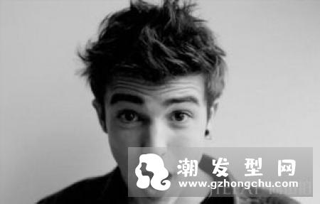 最好看男生烫发设计 韩流风格定制帅气