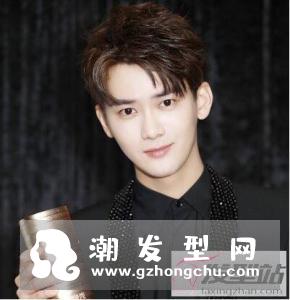 纹理烫发型图男三七分 修颜洋气秒变帅气潮男