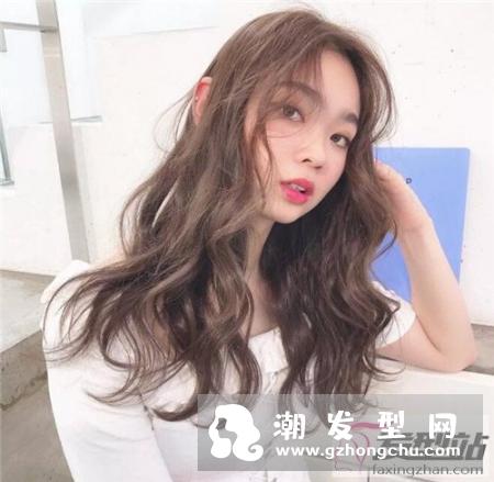 最具有CP感的女生卷发 性感or甜美总有一款适合你