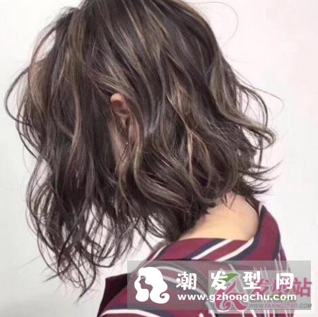 头发像草一样怎么办 教你养出让人有恋爱感的秀发